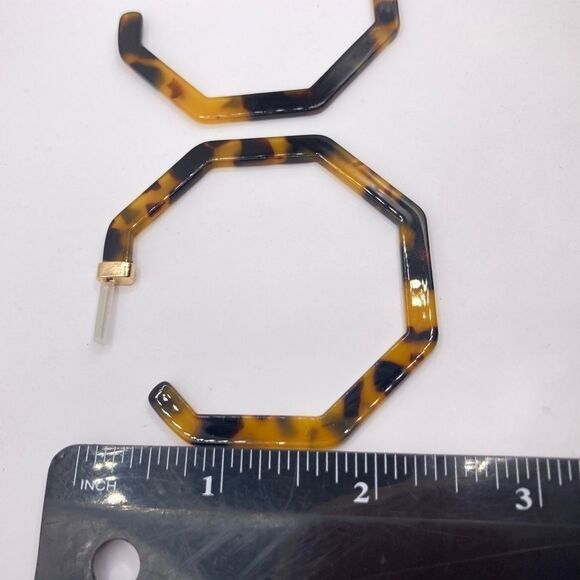 Brown and Black Faux Tortoise shell hoop earrings - Picture 3 of 3